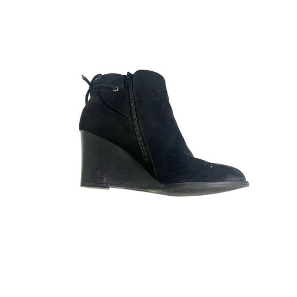 Madeline Girl Black Suede Wedge Ankle Boots with Zipper Women's Size 8.5 Fall - Picture 2 of 8